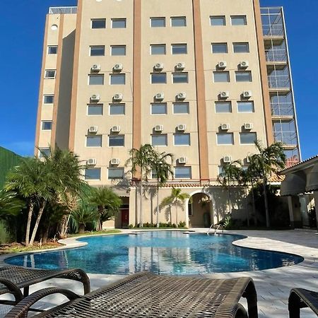 Hotel Oeste Plaza Andradina Buitenkant foto