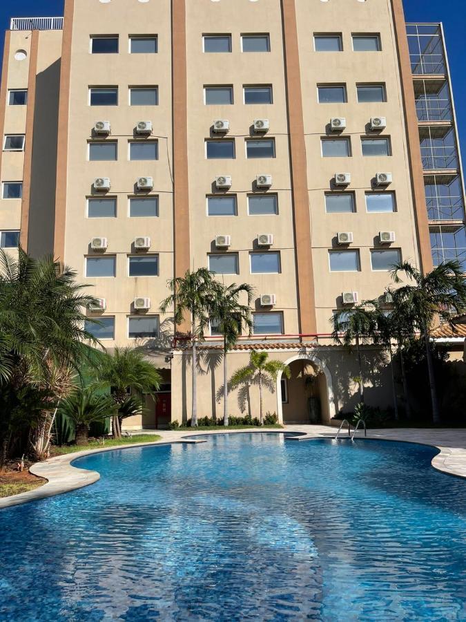 Hotel Oeste Plaza Andradina Buitenkant foto
