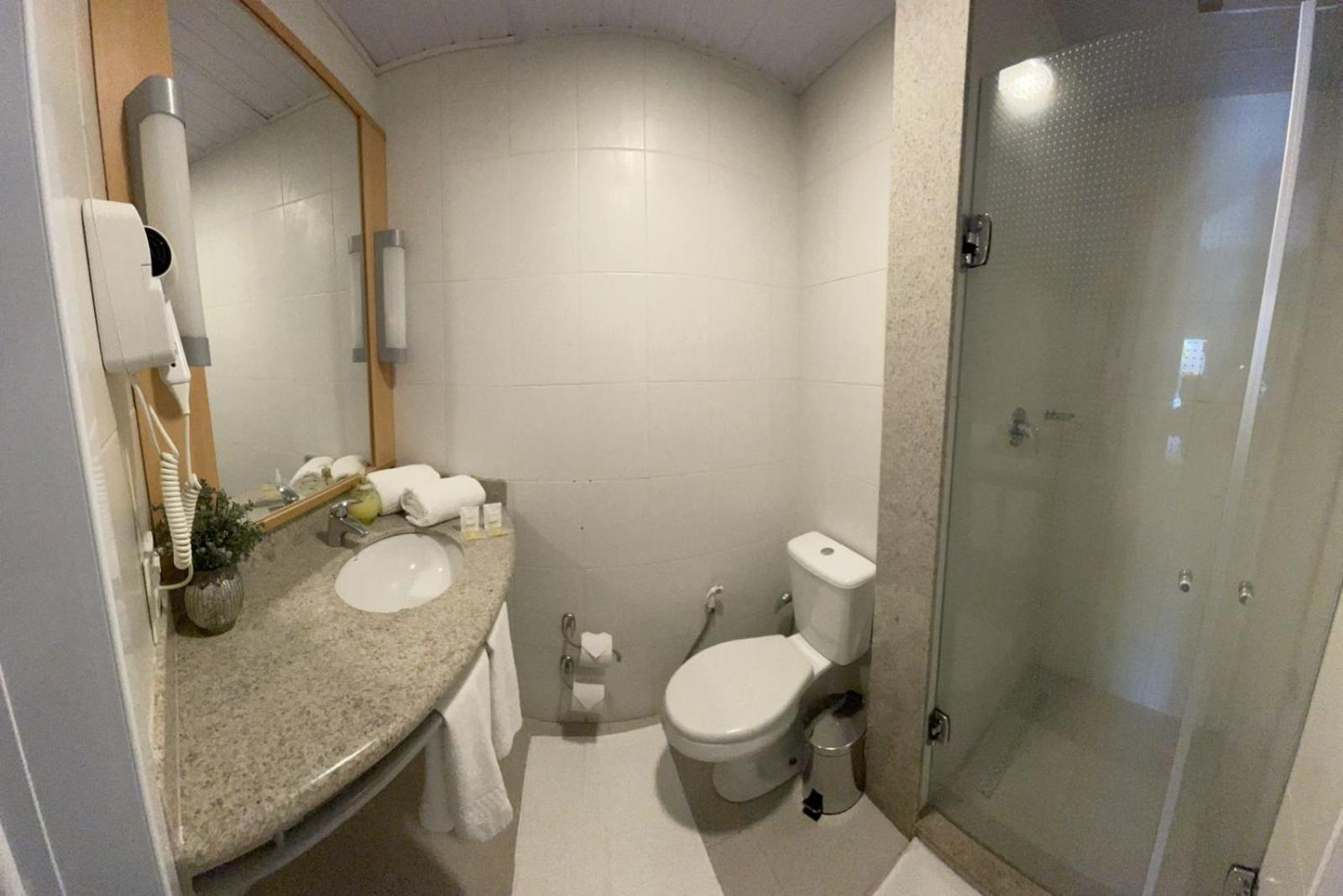 Hotel Oeste Plaza Andradina Buitenkant foto